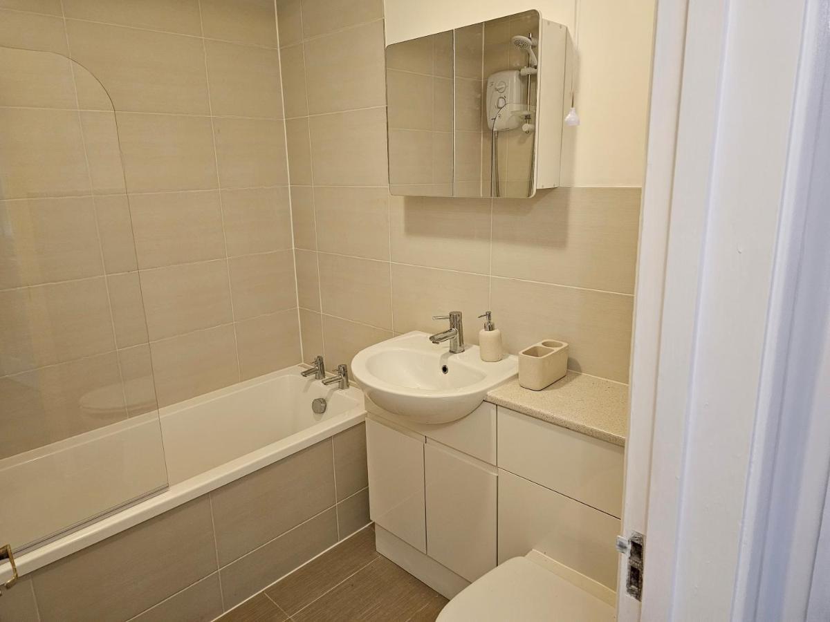 1 Bed Modern Flat Apartment Didcot Bagian luar foto